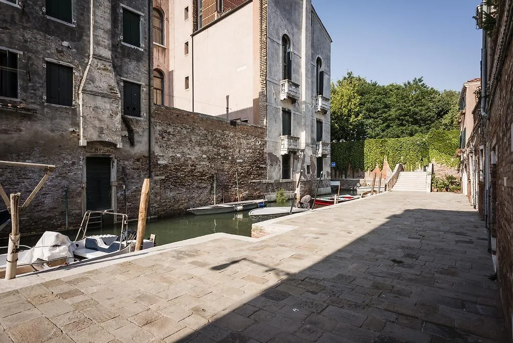 Apartament Myplace Cannaregio Townhouse Wenecja