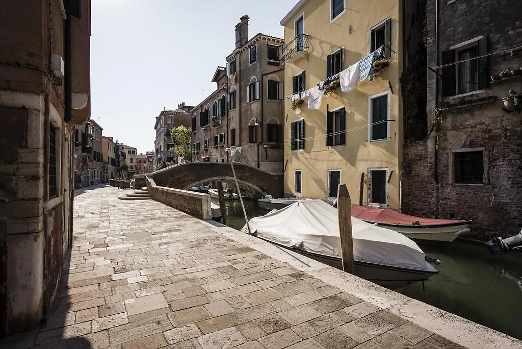 Myplace Cannaregio Townhouse Apartment Venice 0*,  Italy
